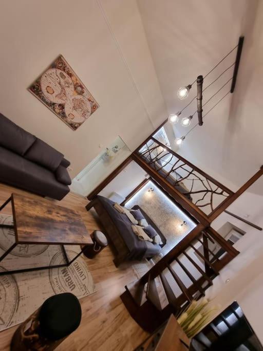 Vintage Apartman In City Center Мисколк Екстериор снимка